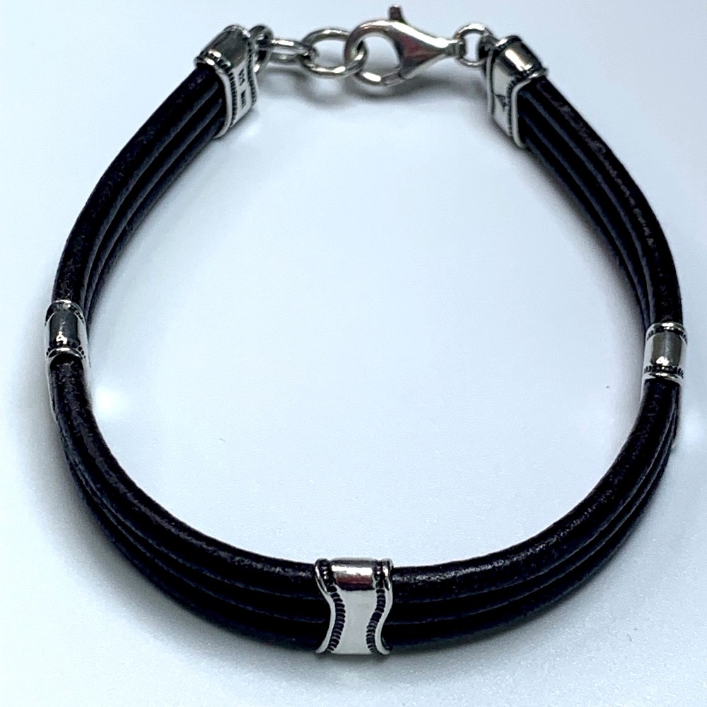 Silpada Vintage Men’s Sterling Silver & Leather 
3-Station Bracelet -Adjustable